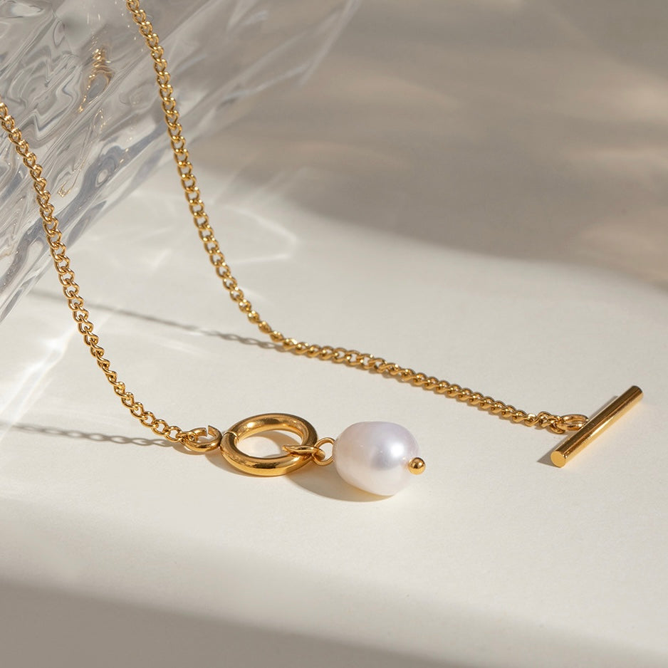 Margot Gold Pearl Necklace