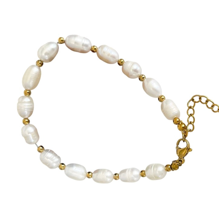 Wren Gold Pearl Bracelet