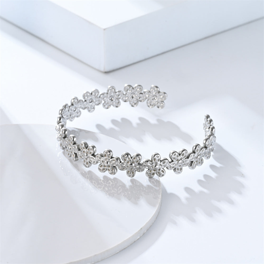 Elora Silver Cuff