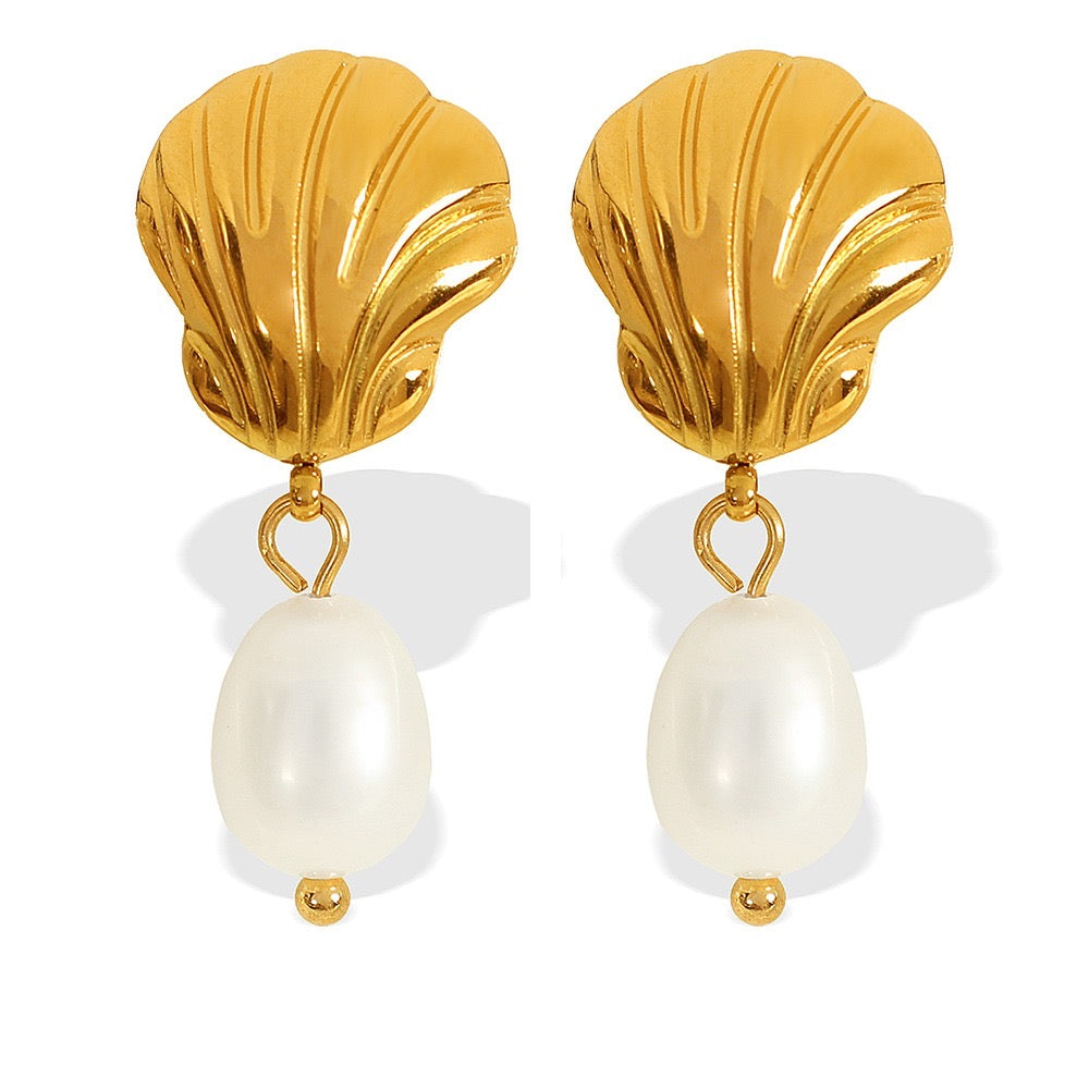 Capri Pearl Earrings