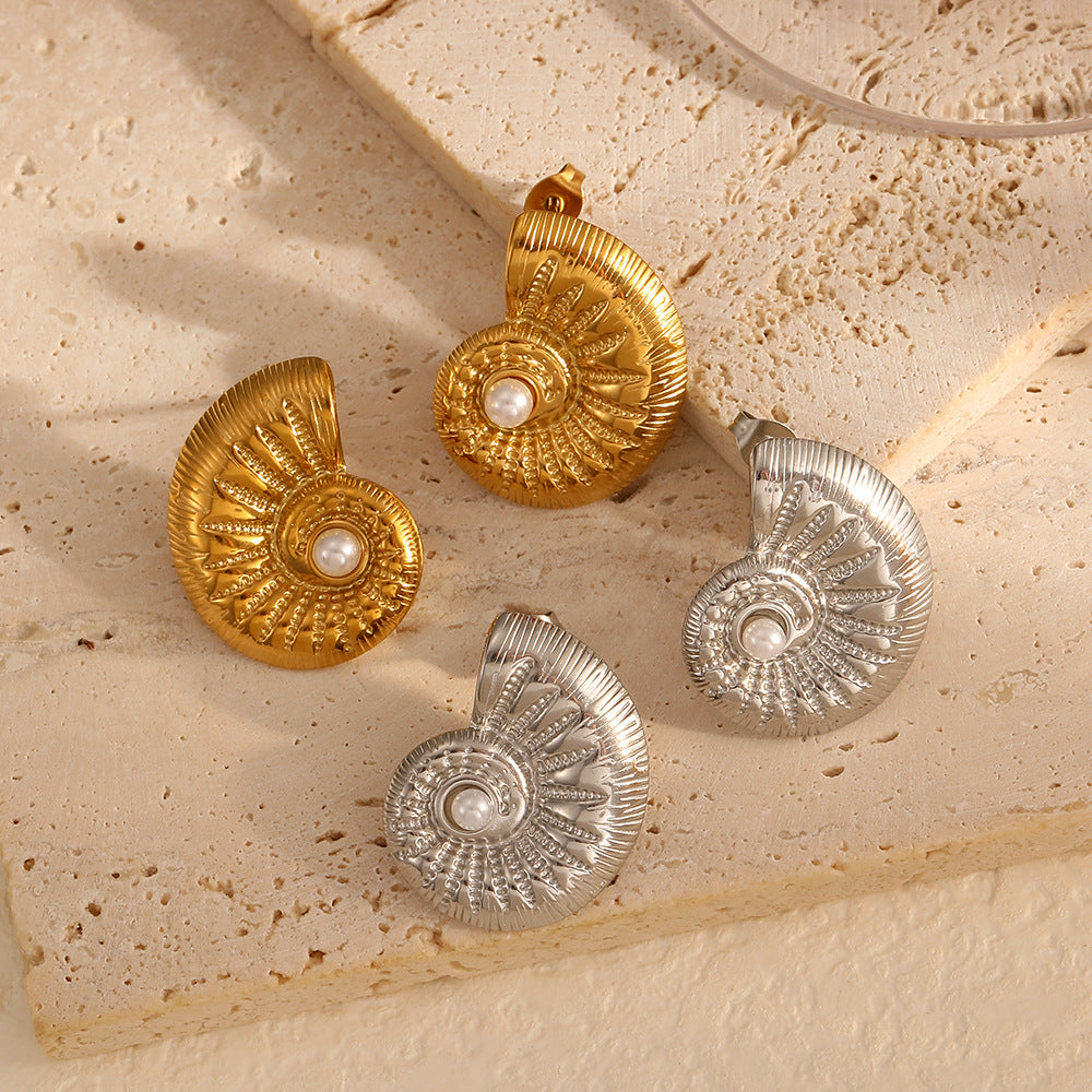 Maris Shell Gold Earrings