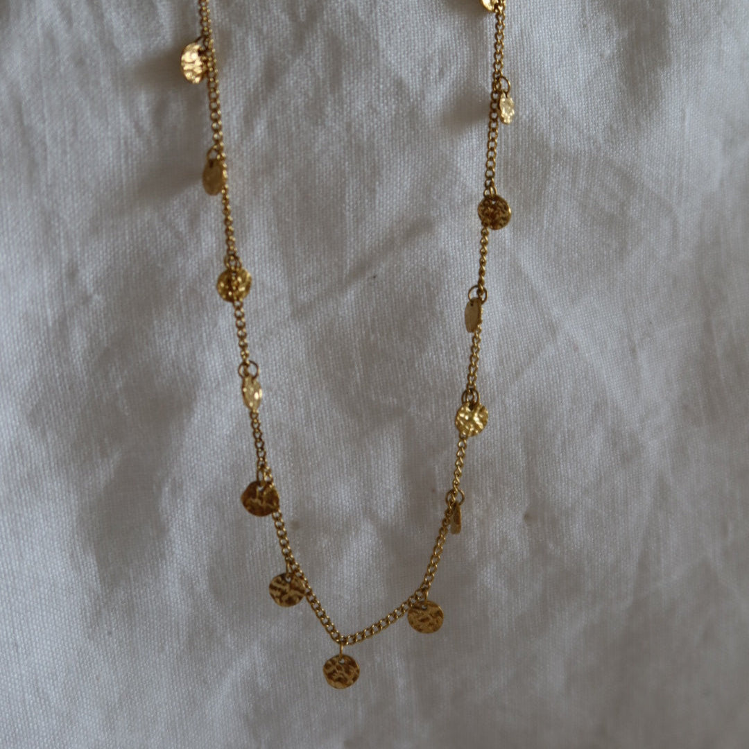 Scallop Gold Necklace